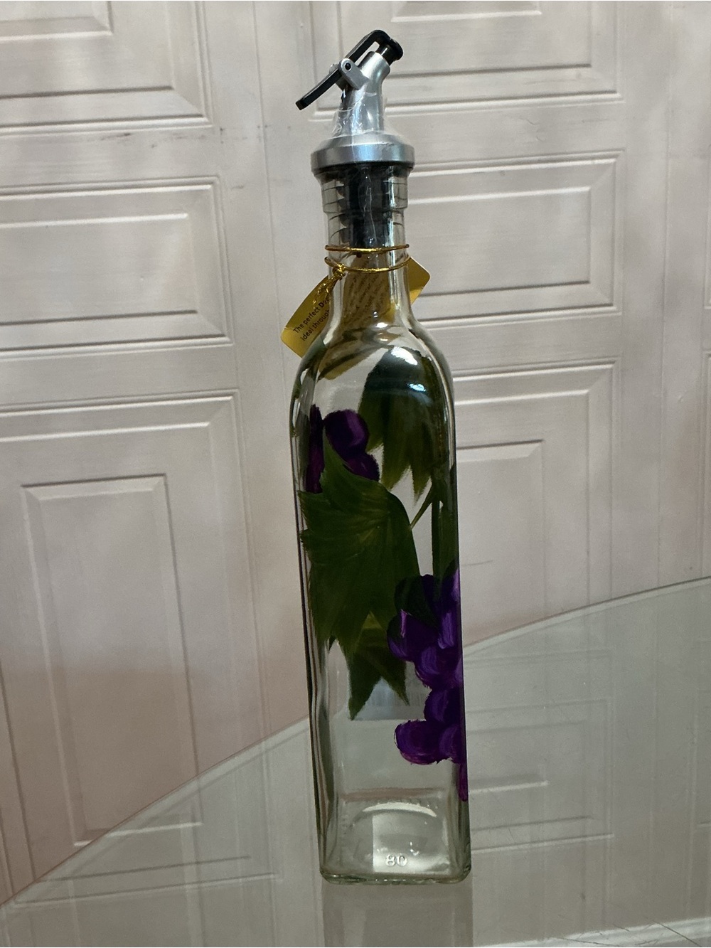 Grant Howard Vintage Beautiful Grapes Glass Oil  Bottle .